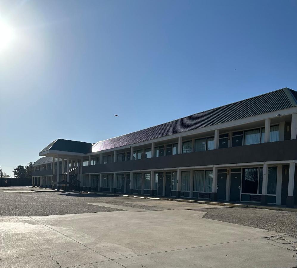 Ambassador Inn Perryton 외부 사진