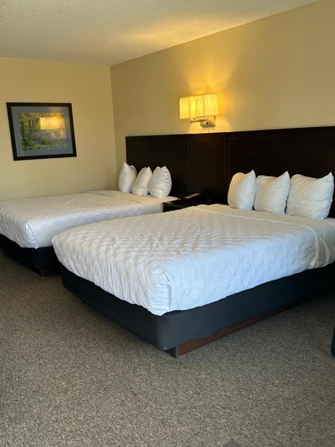 Ambassador Inn Perryton 외부 사진